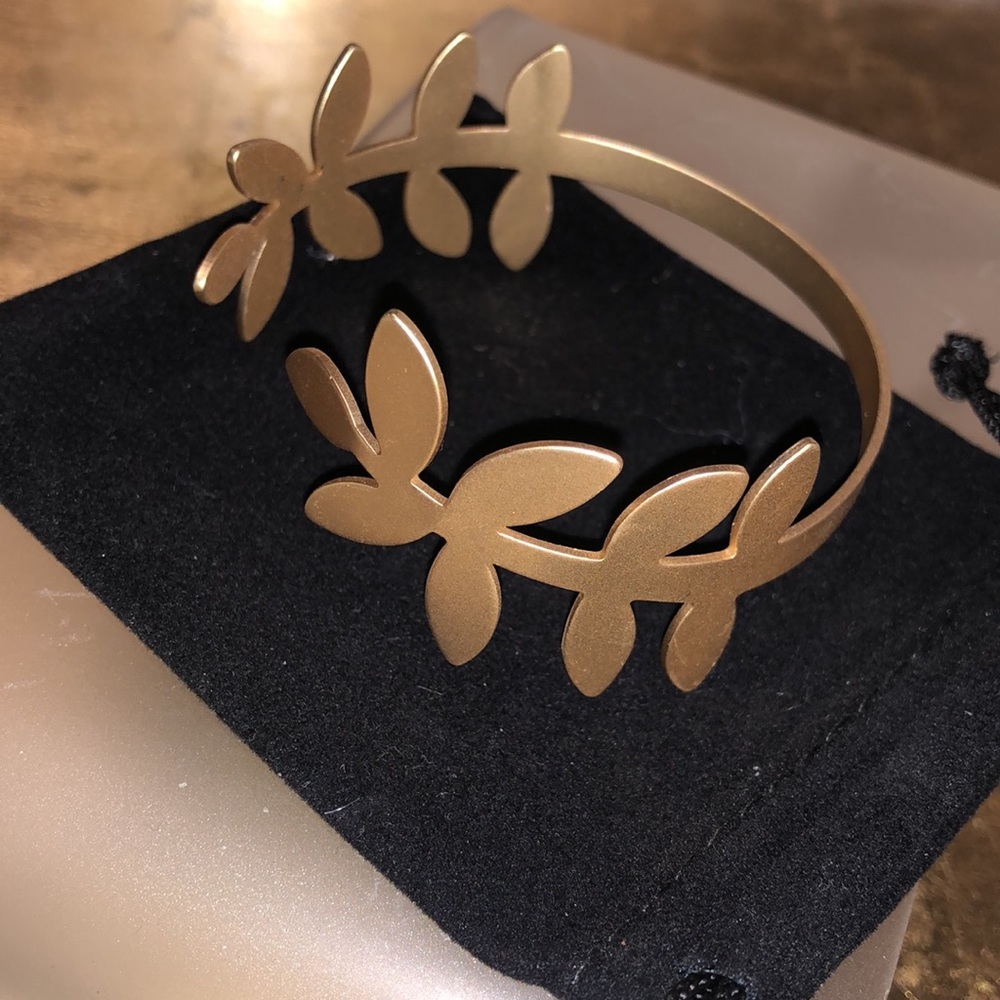Matte Gold Sculpted Leaf Open Cuff Bracelet-Boutique